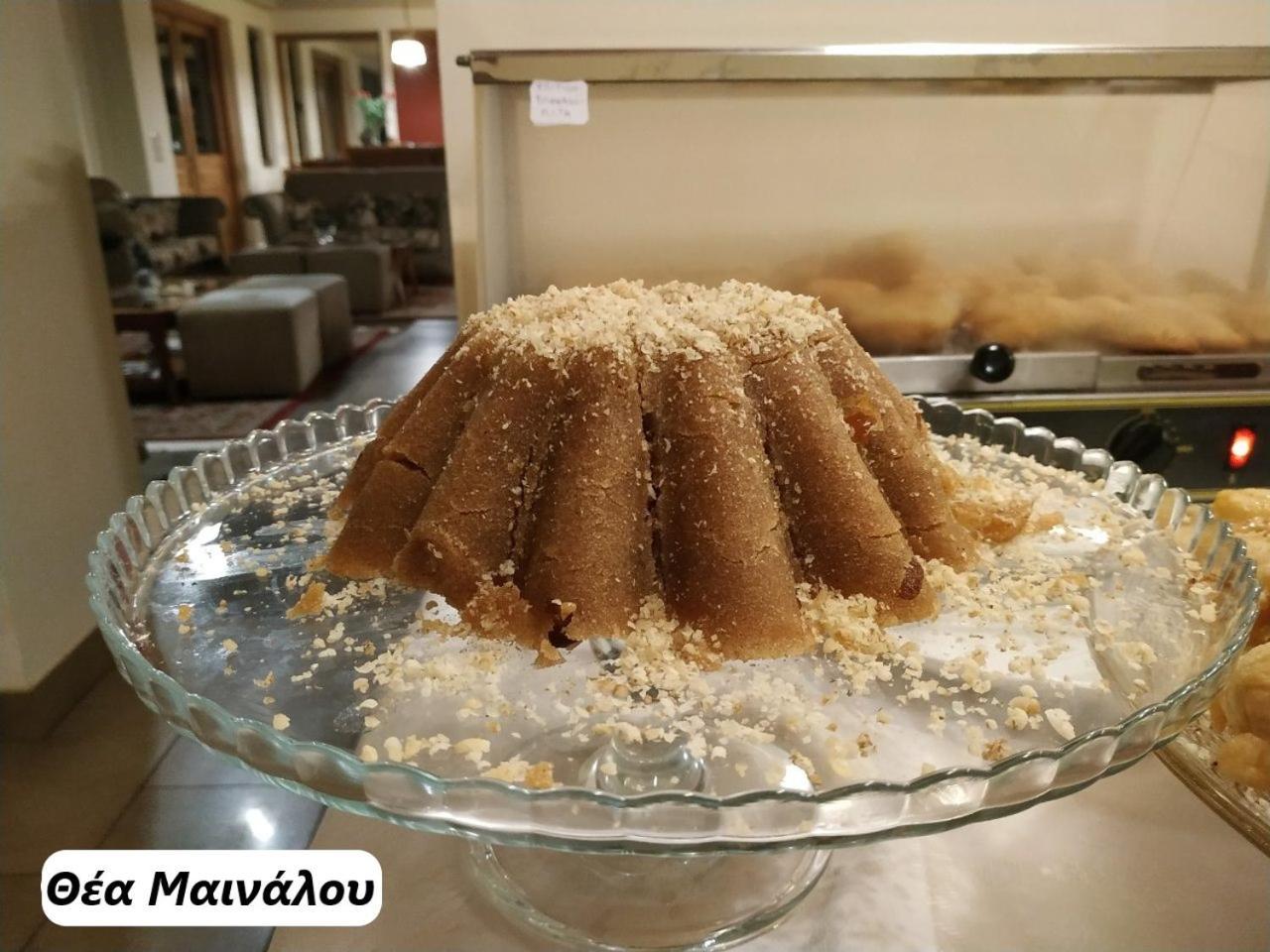 Thea Mainalou מלון ויטינה